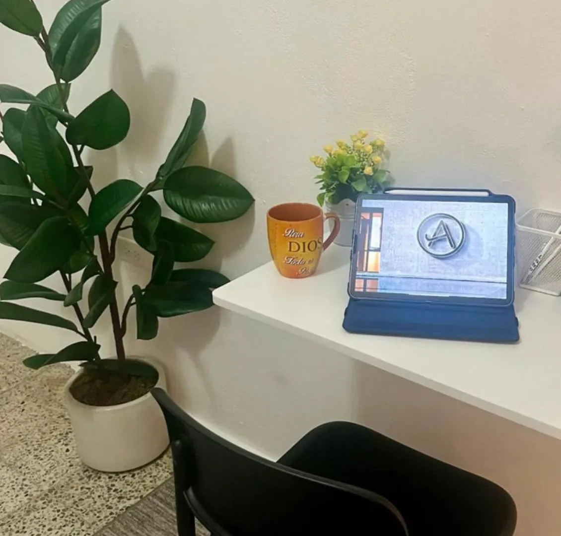 Aj Apartamentos 2 Toa Baja Lägenhet